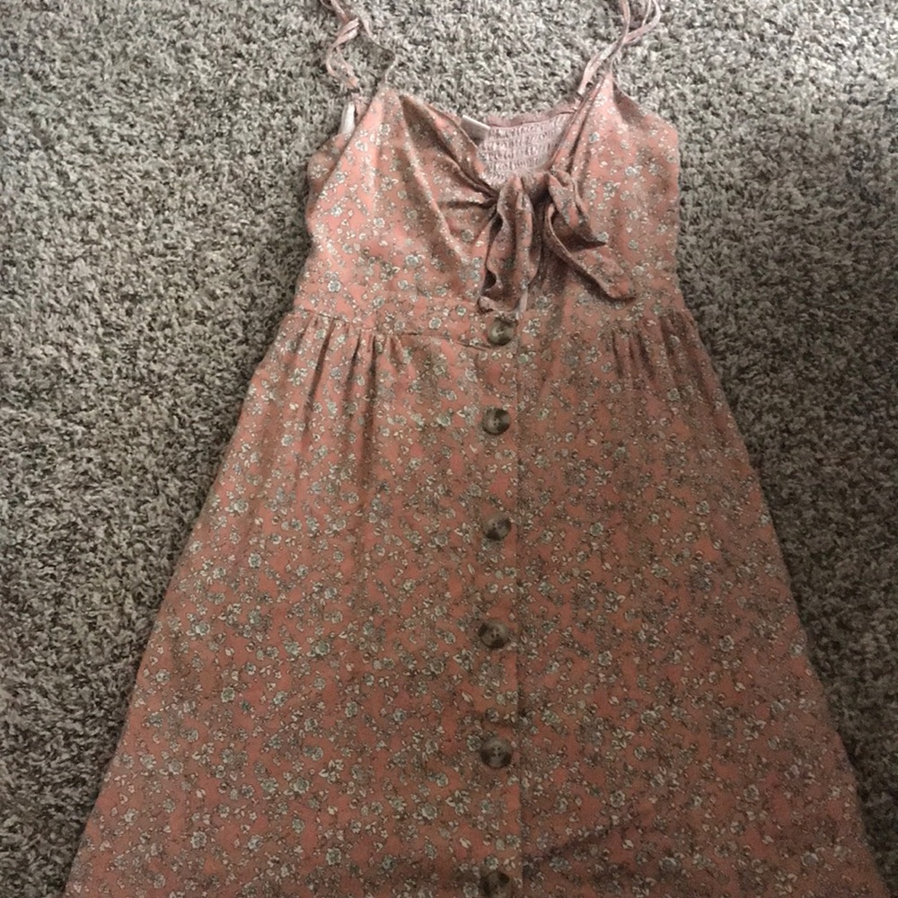 Women’s dress